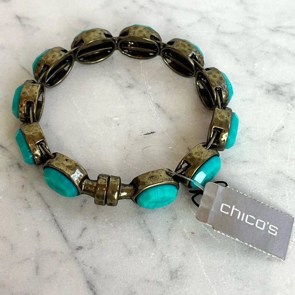 Chico’s Lindy Turquoise Colored Magnetic Clasp Bracelet